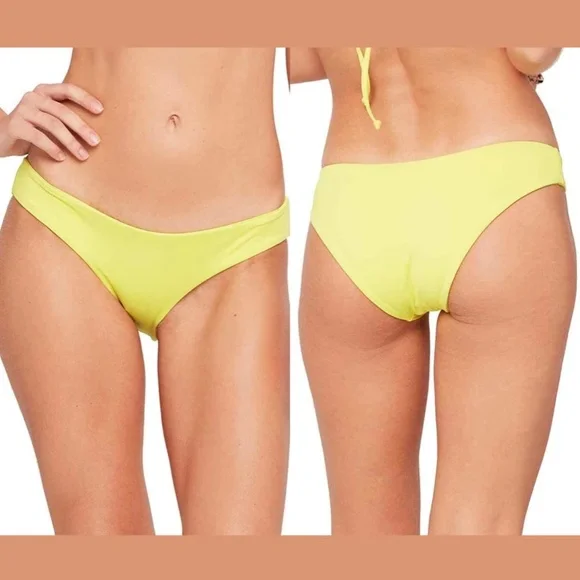 NWT L Space [ SZ Medium ] Sensual Solid‎ Sandy Bikini Bottoms Limelight